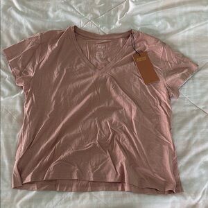 Girlfriend Collective Women's Cupro V-Neck Short Sleeve Tee